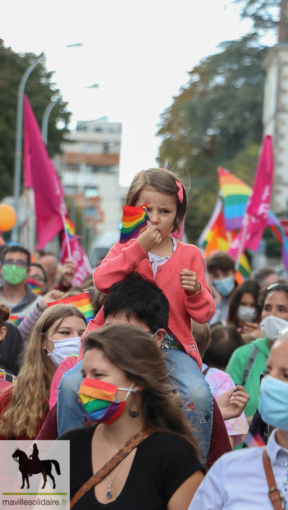 MARCHE DES FIERTES LA ROCHE SUR YON CENTRE LGBT VENDEE 24