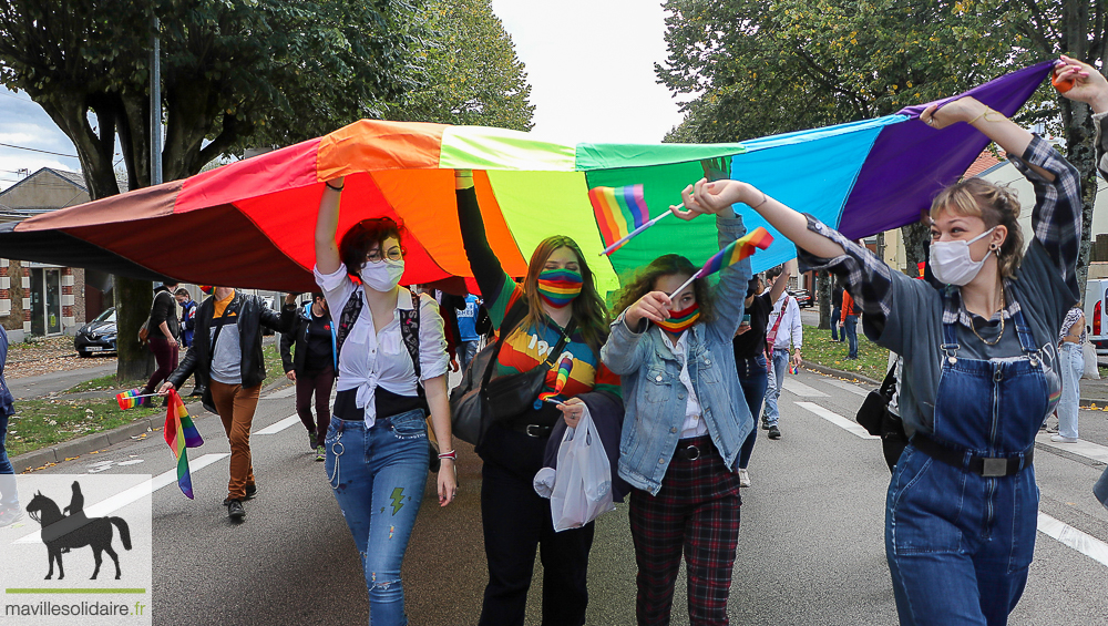 MARCHE DES FIERTES LA ROCHE SUR YON CENTRE LGBT VENDEE 24