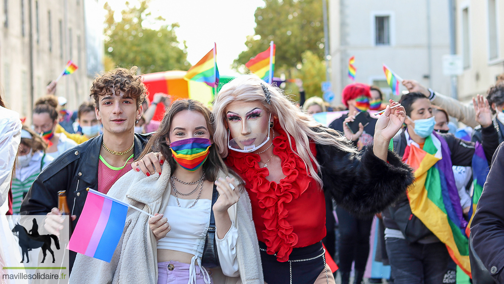 MARCHE DES FIERTES LA ROCHE SUR YON CENTRE LGBT VENDEE 24