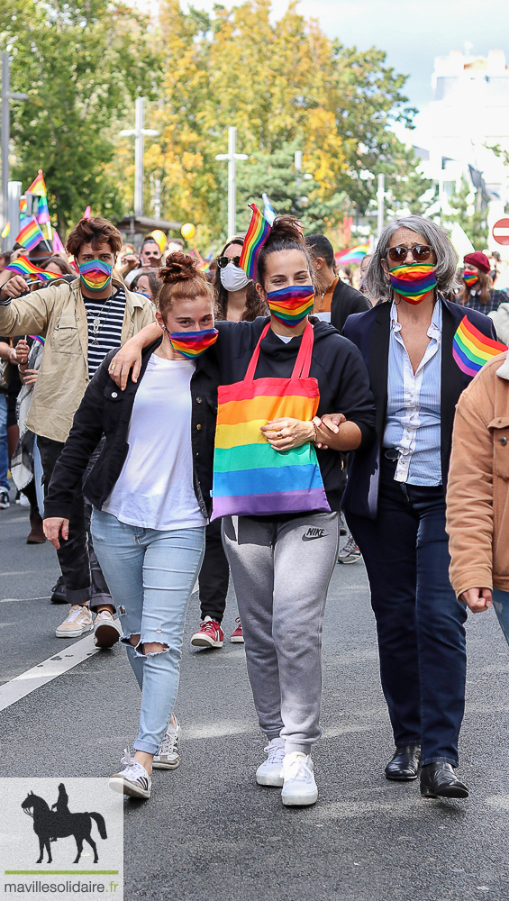 MARCHE DES FIERTES LA ROCHE SUR YON CENTRE LGBT VENDEE 24