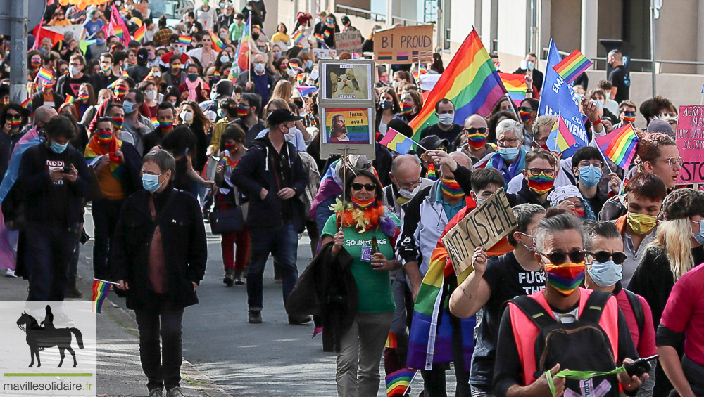 MARCHE DES FIERTES LA ROCHE SUR YON CENTRE LGBT VENDEE 24