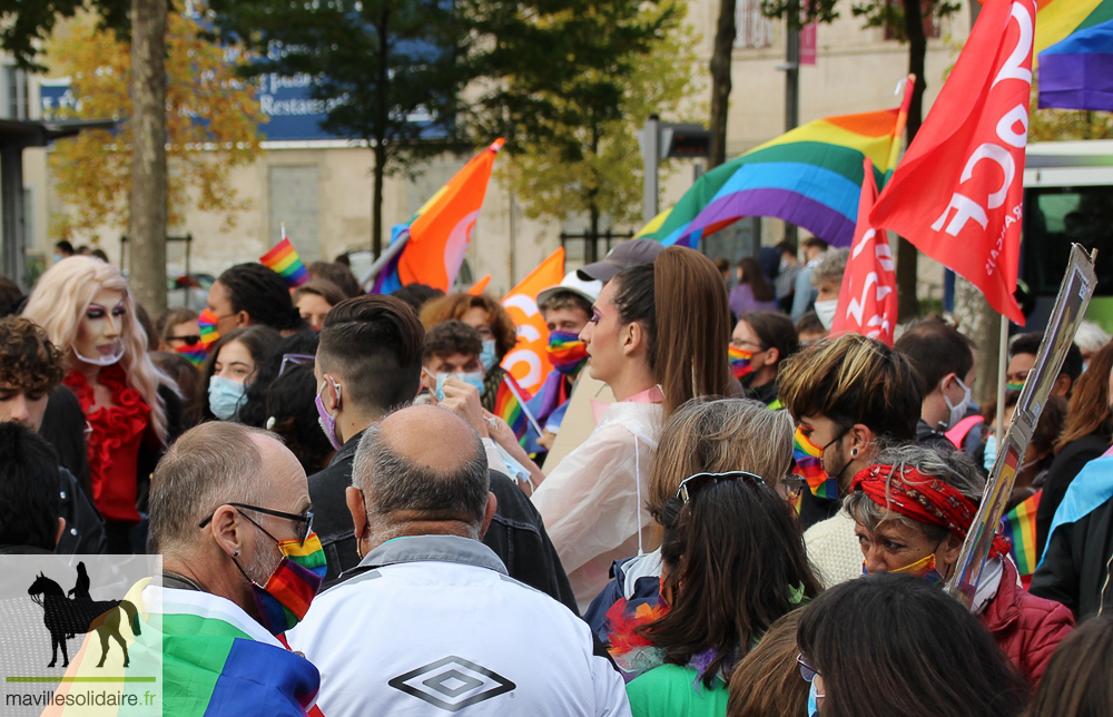 MARCHE DES FIERTES LA ROCHE SUR YON CENTRE LGBT VENDEE 24