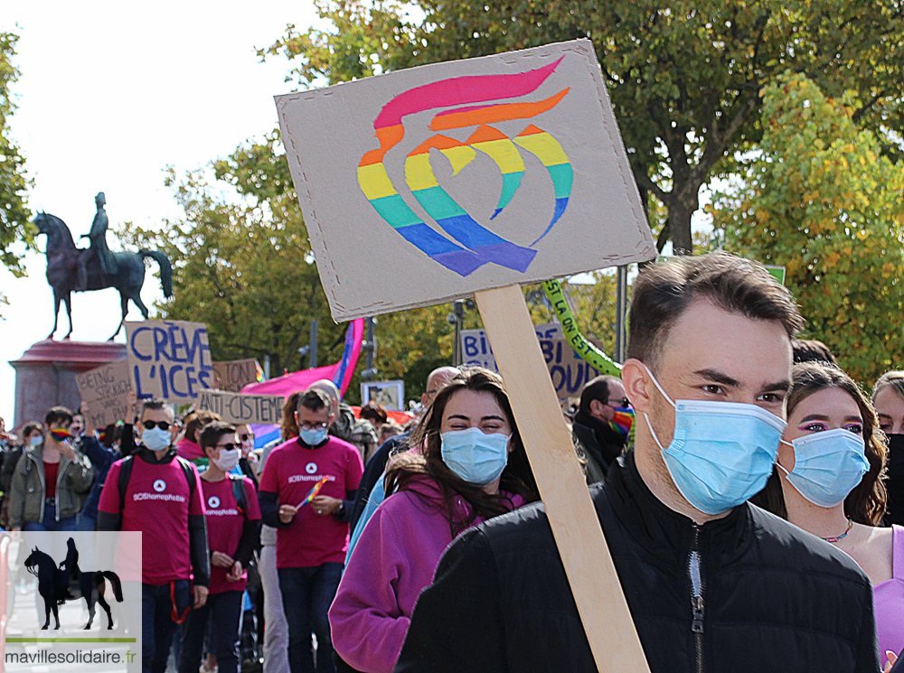 MARCHE DES FIERTES LA ROCHE SUR YON CENTRE LGBT VENDEE 24