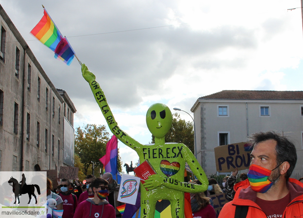 MARCHE DES FIERTES LA ROCHE SUR YON CENTRE LGBT VENDEE 24