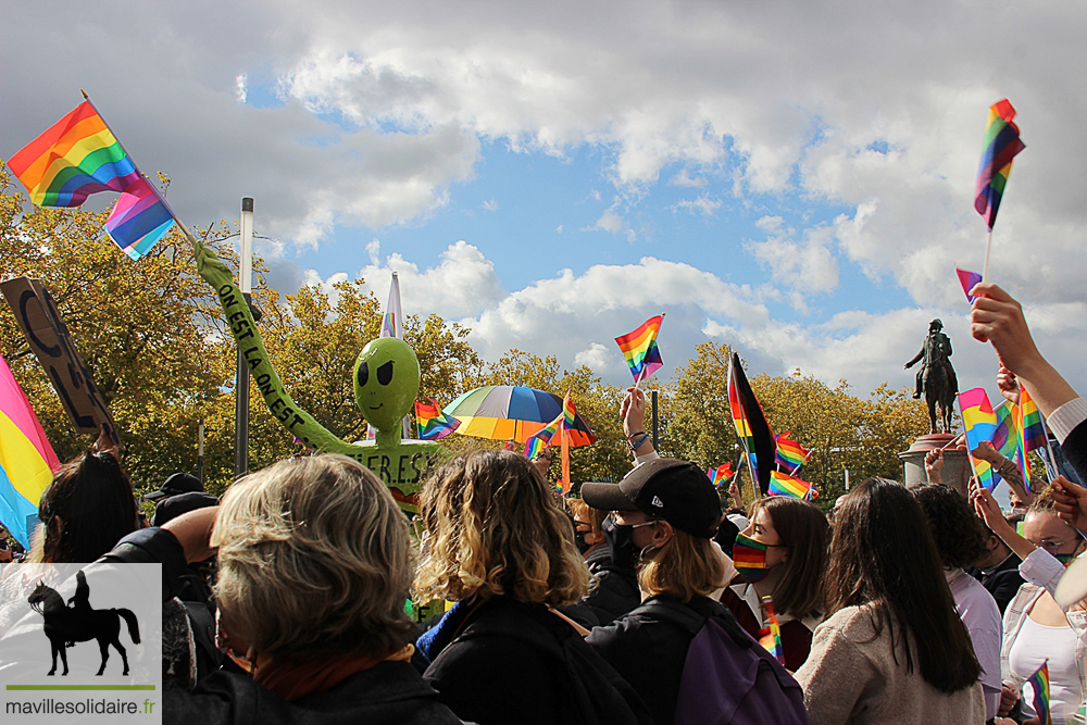 MARCHE DES FIERTES LA ROCHE SUR YON CENTRE LGBT VENDEE 24