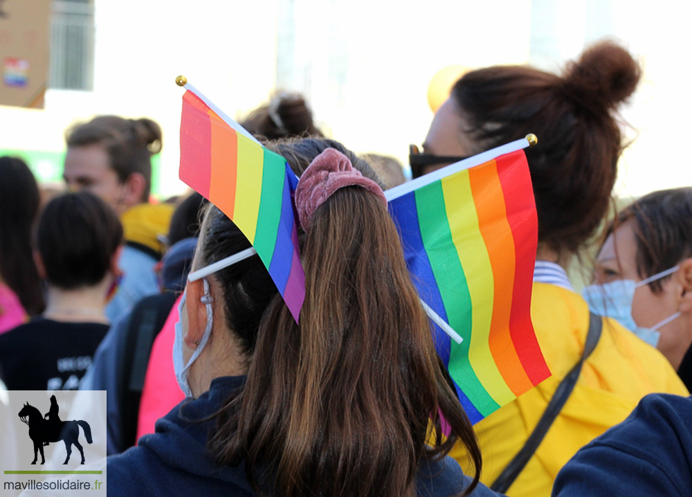 MARCHE DES FIERTES LA ROCHE SUR YON CENTRE LGBT VENDEE 24