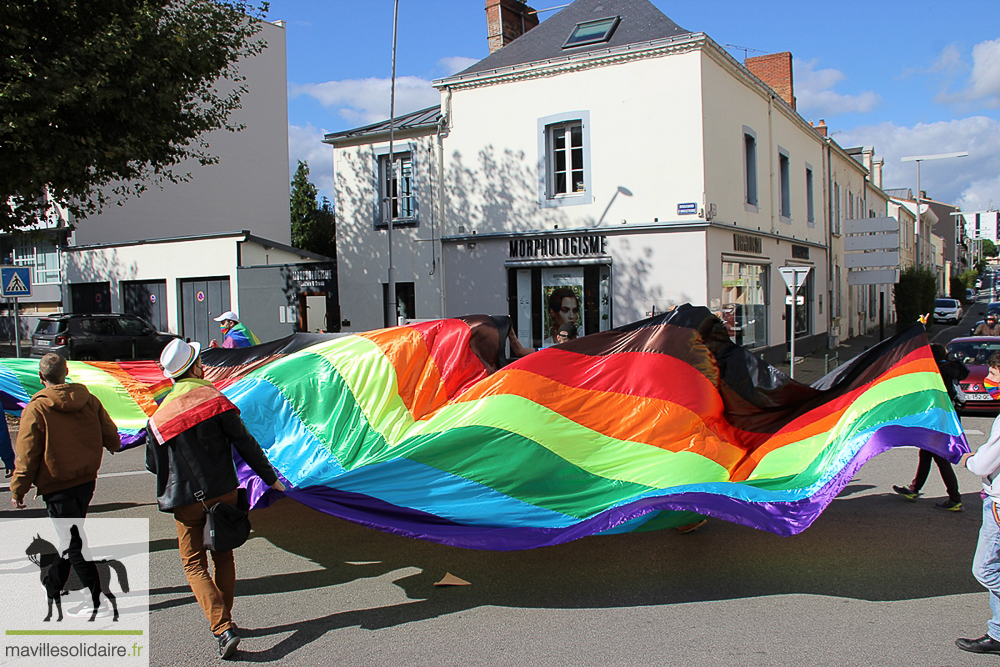 MARCHE DES FIERTES LA ROCHE SUR YON CENTRE LGBT VENDEE 24