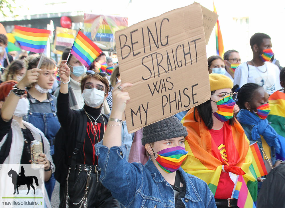 MARCHE DES FIERTES LA ROCHE SUR YON CENTRE LGBT VENDEE 24