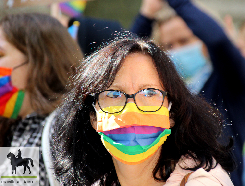 MARCHE DES FIERTES LA ROCHE SUR YON CENTRE LGBT VENDEE 24