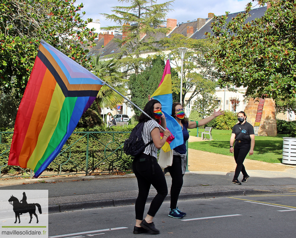 MARCHE DES FIERTES LA ROCHE SUR YON CENTRE LGBT VENDEE 24