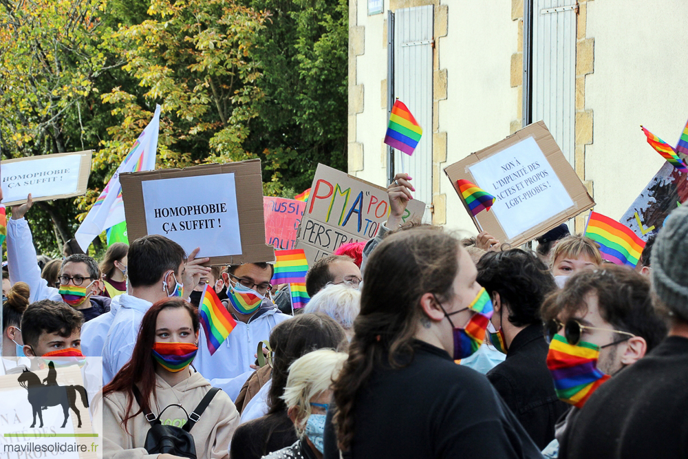 MARCHE DES FIERTES LA ROCHE SUR YON CENTRE LGBT VENDEE 24