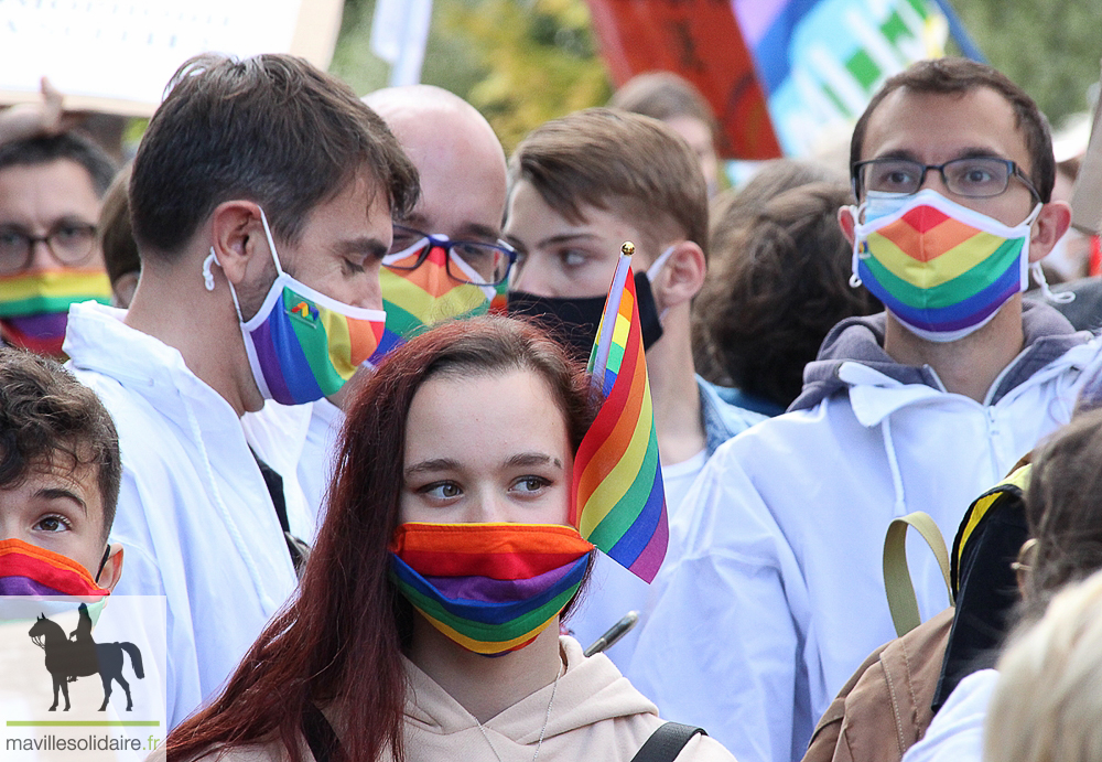 MARCHE DES FIERTES LA ROCHE SUR YON CENTRE LGBT VENDEE 24