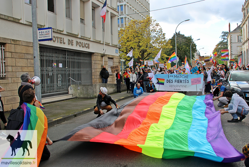 MARCHE DES FIERTES LA ROCHE SUR YON CENTRE LGBT VENDEE 24