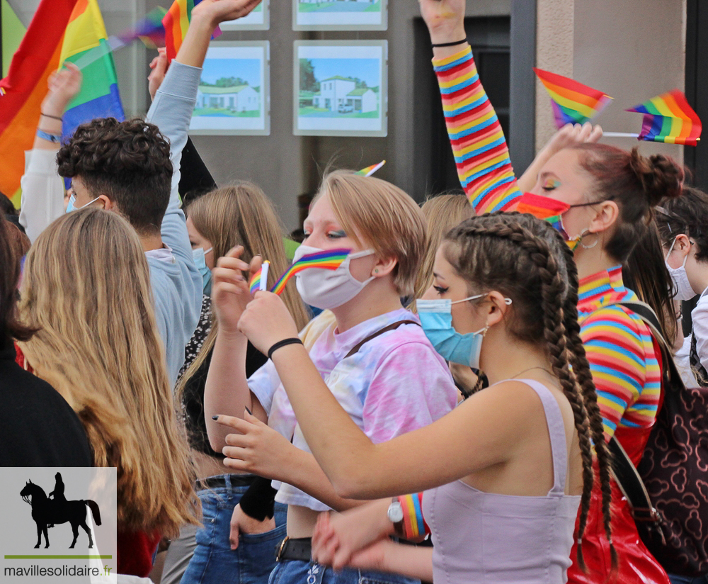 MARCHE DES FIERTES LA ROCHE SUR YON CENTRE LGBT VENDEE 24