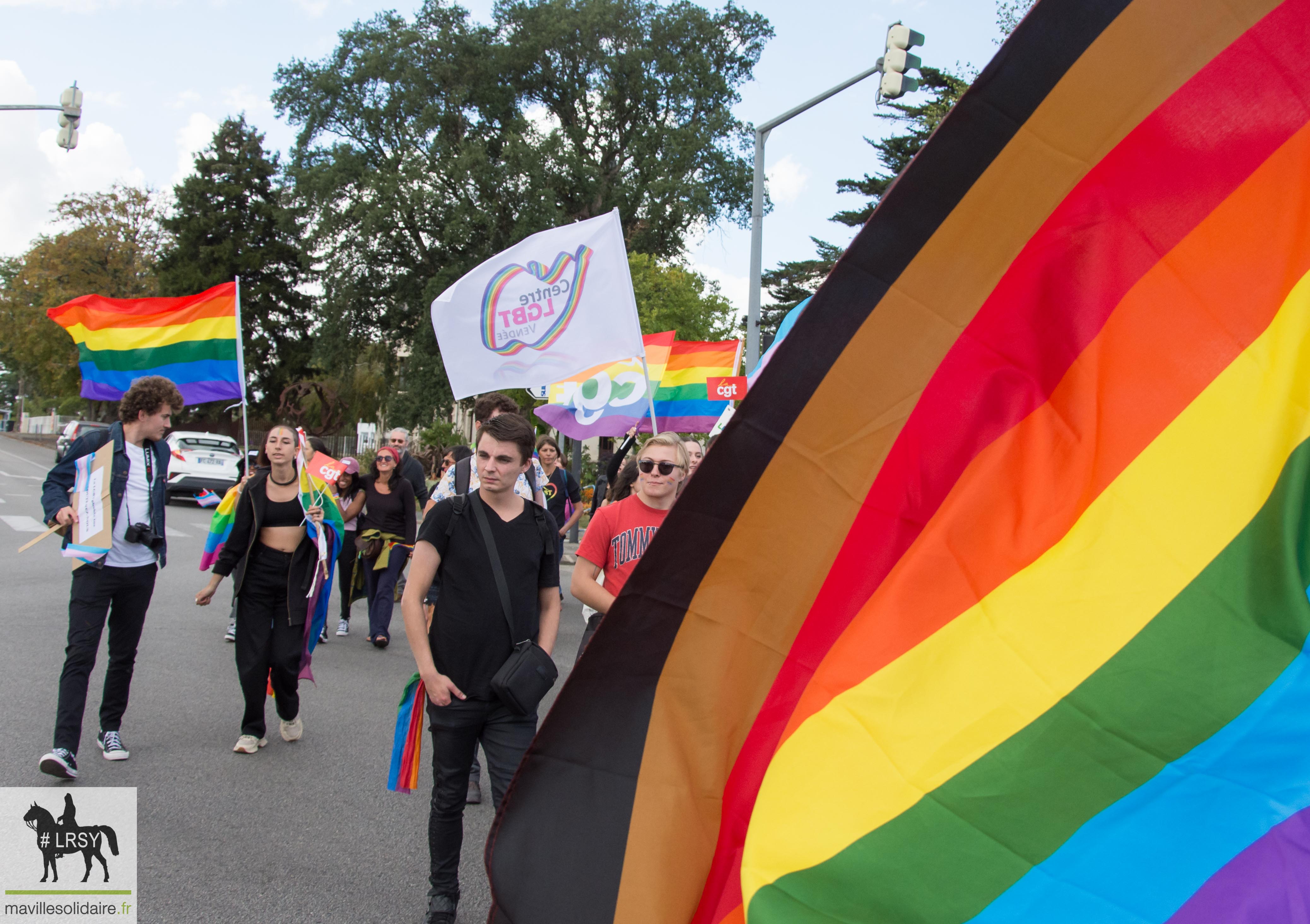 Marche des fierté LGBT LRSY mavillesolidaire.fr Vendée 15