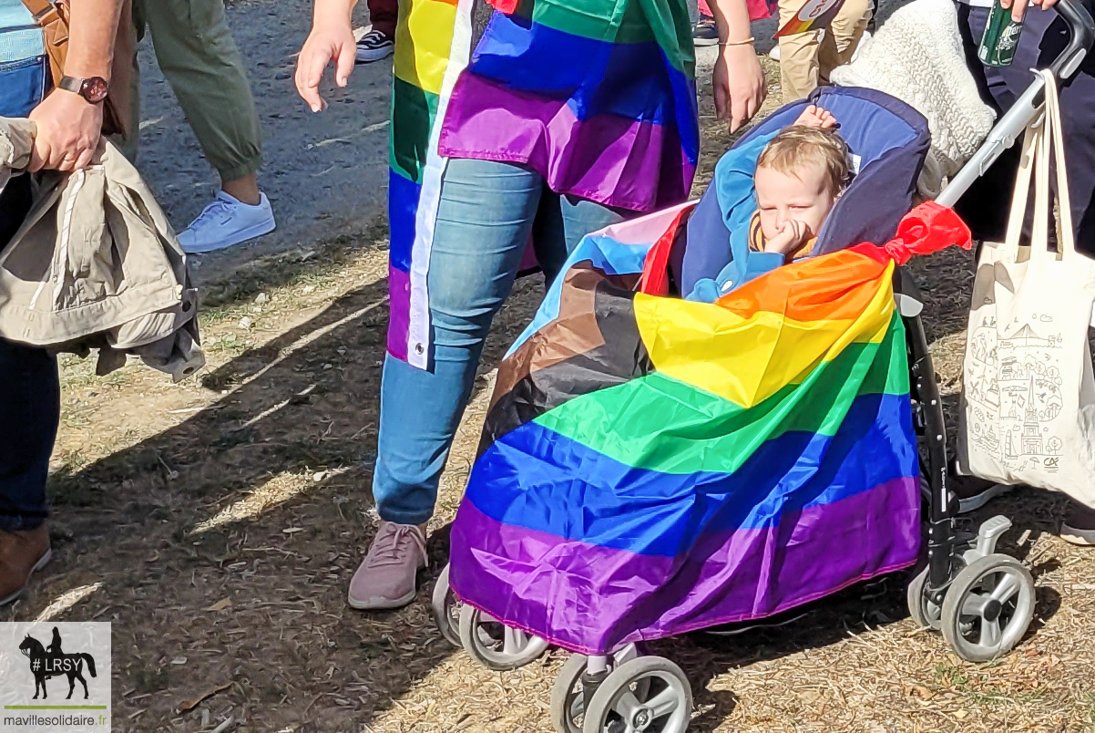 Marche des fierté LGBT LRSY mavillesolidaire.fr Vendée 1 15
