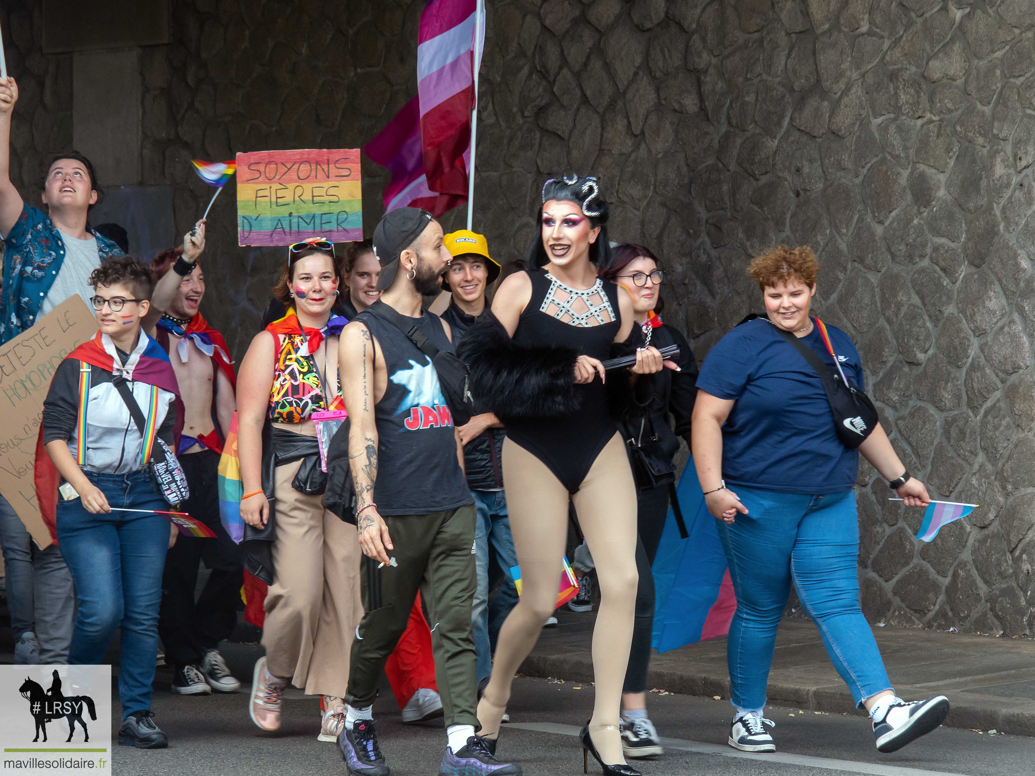 Marche des fierté LGBT LRSY mavillesolidaire.fr Vendée 2 24