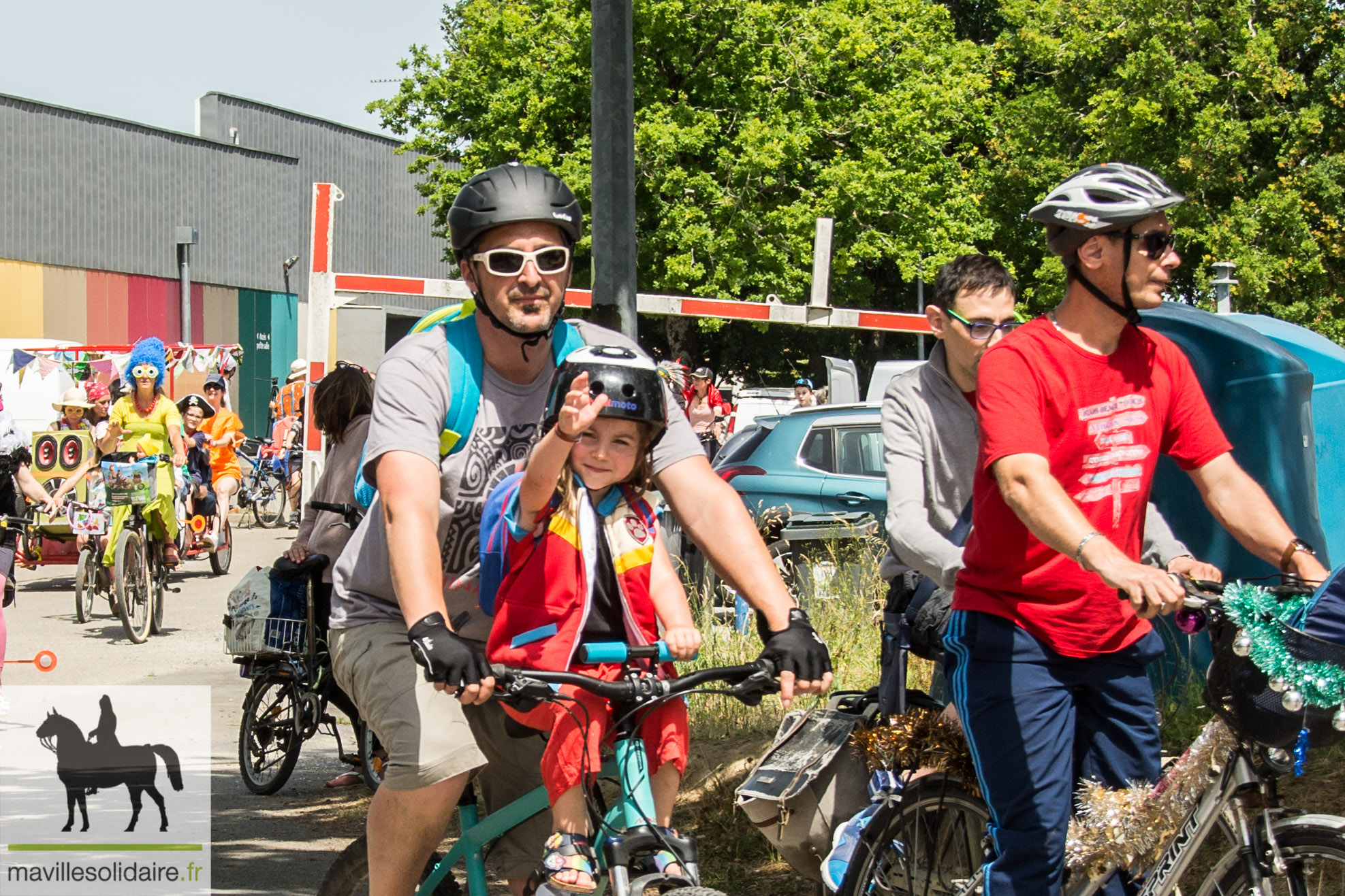 Carnavélo La Roche sur Yon LRSY mavillesolidaire.fr 1 3 sur 41